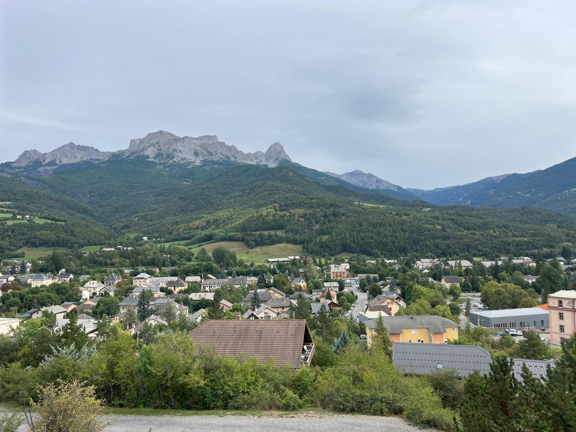 Terrasse Adroit T2 Barcelonnette - Wi-Fi Gratuit - 7 Couchages Apartamento Exterior foto